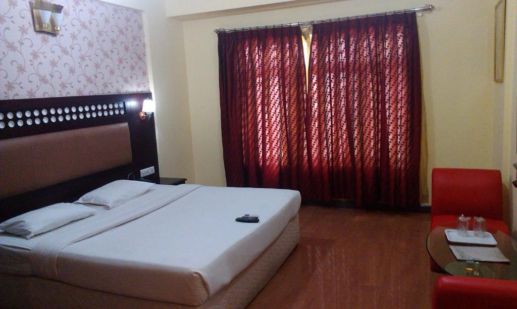 Solitaire Suites Bangalore Oda fotoğraf